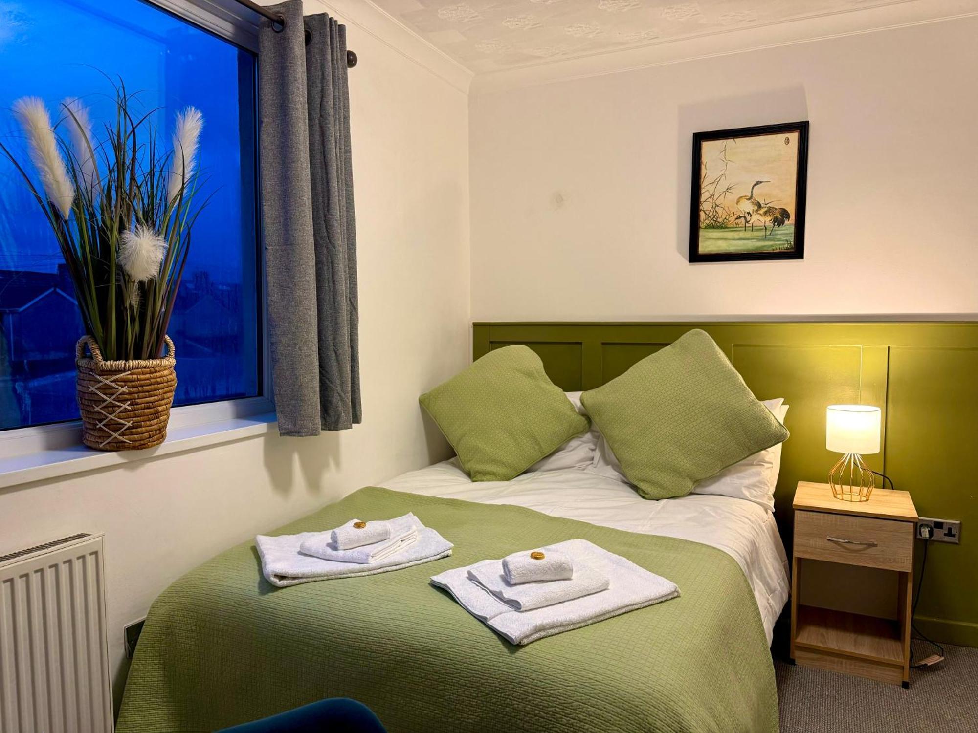 Coastal Park Accommodation Llanelli Luaran gambar