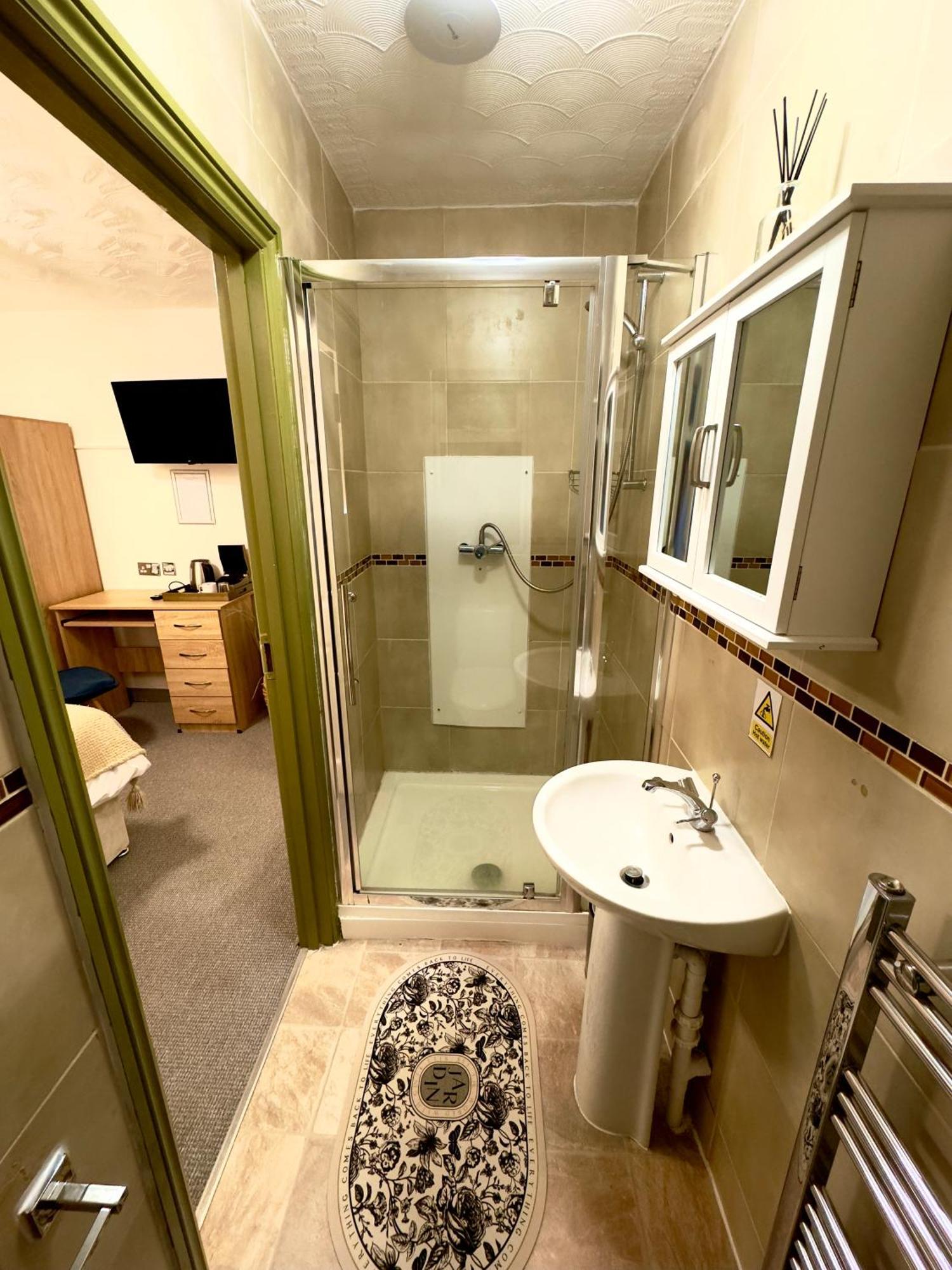 Coastal Park Accommodation Llanelli Luaran gambar