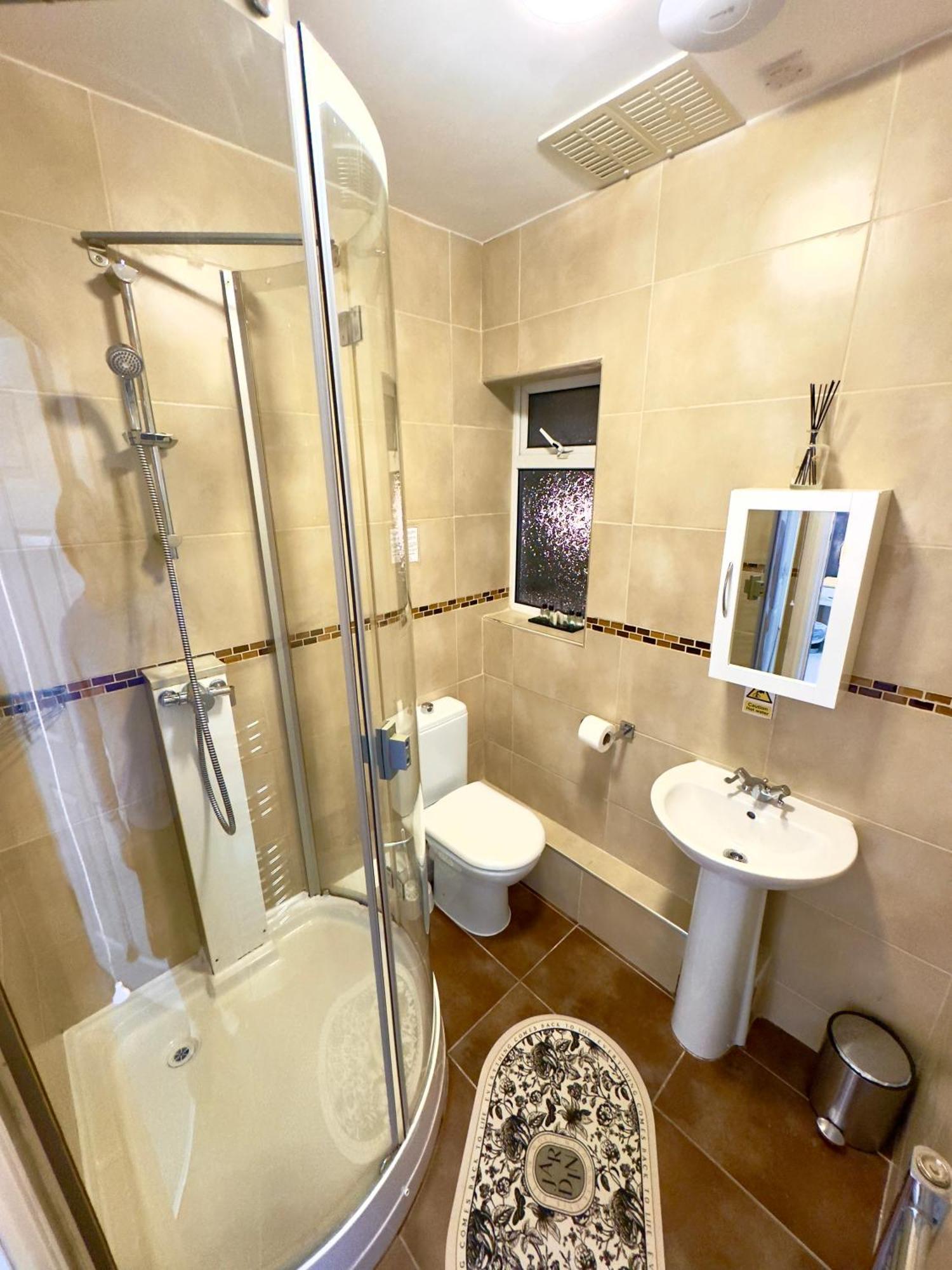 Coastal Park Accommodation Llanelli Luaran gambar