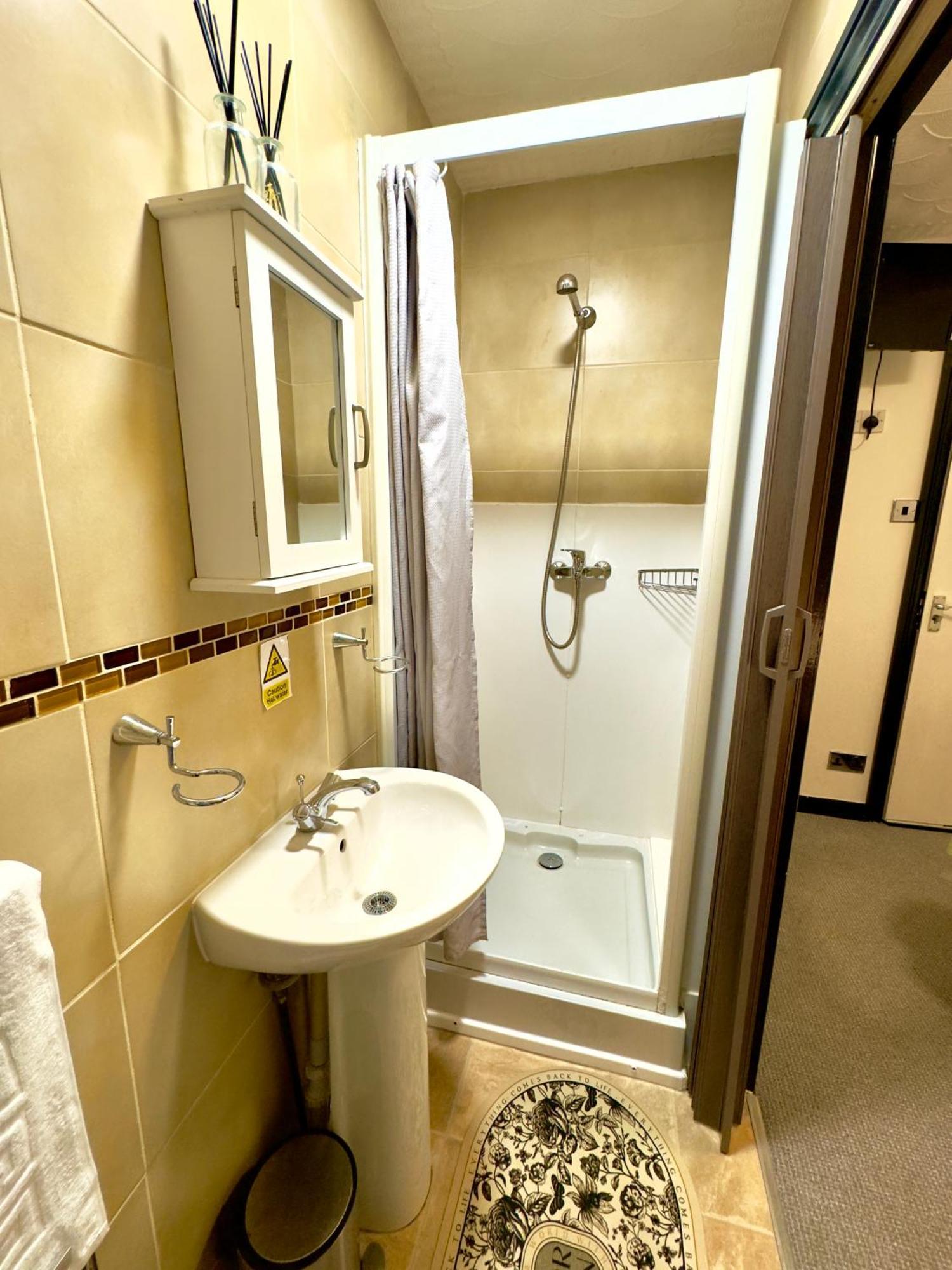 Coastal Park Accommodation Llanelli Luaran gambar